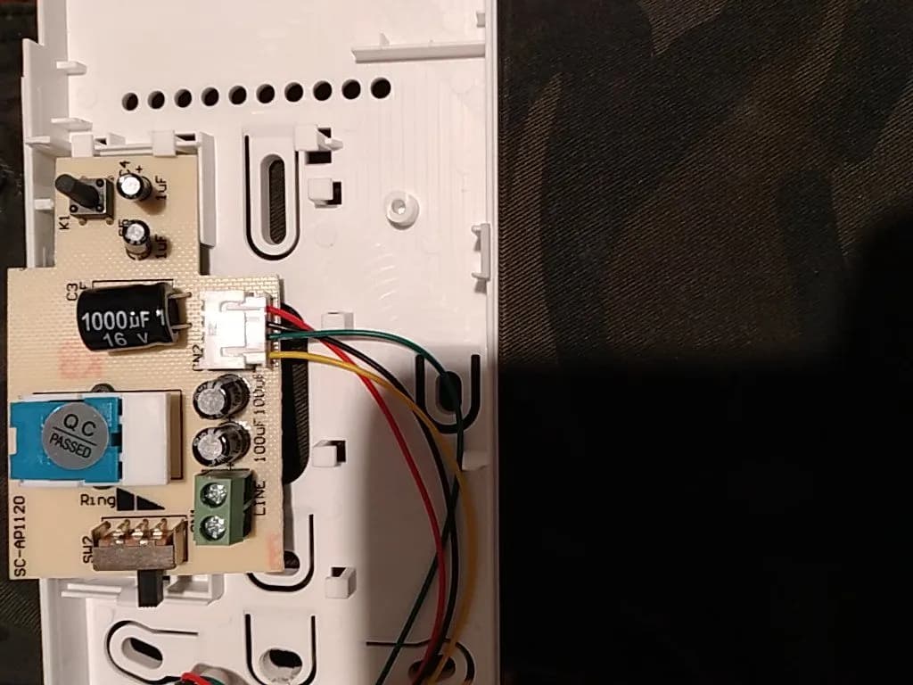 Jak podłączyć domofon Orno OR-AD-5002 bez problemów i stresu