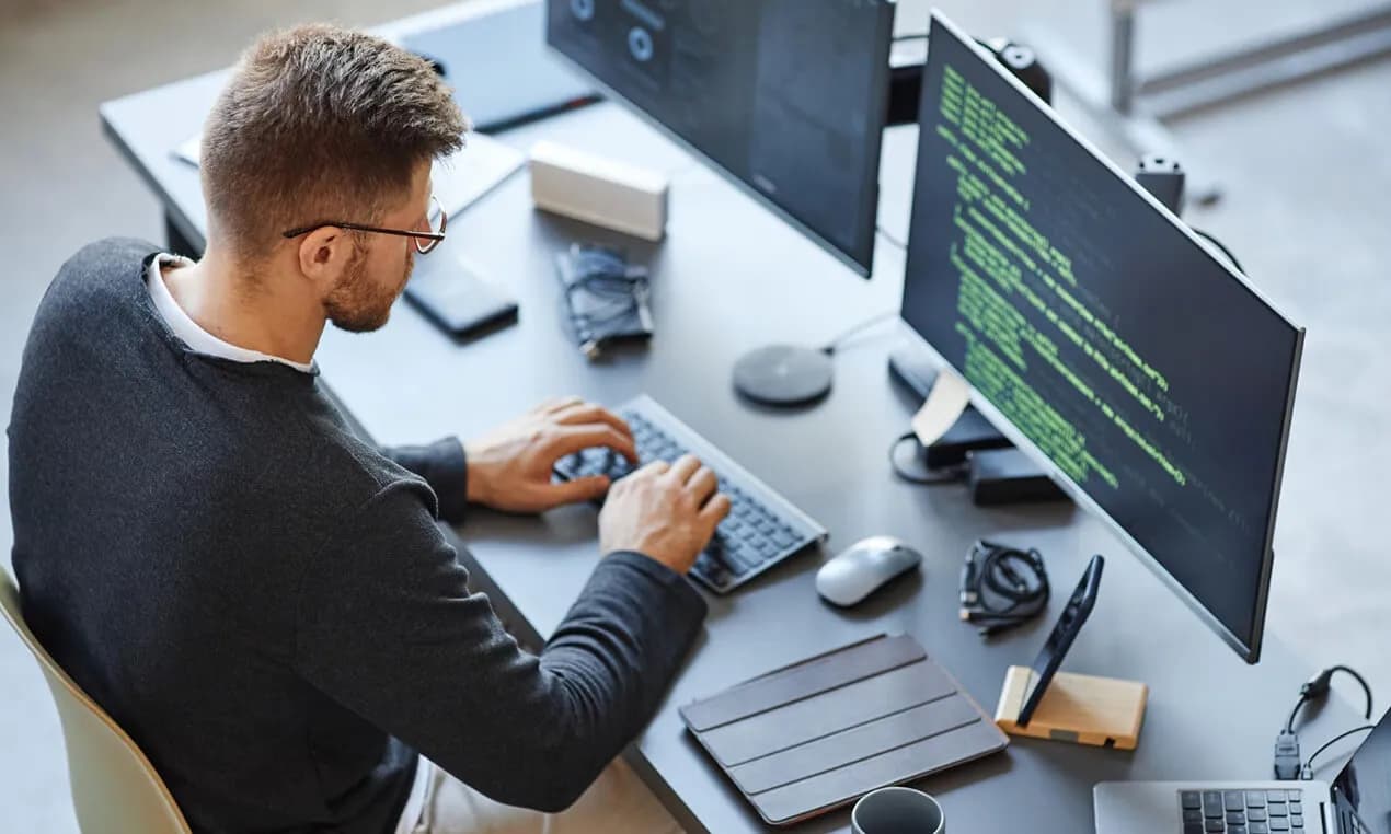 Ile kosztuje założenie strony internetowej i jej utrzymanie w 2023 roku?